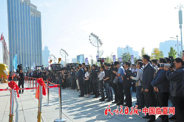 博览会报道媒体.jpg