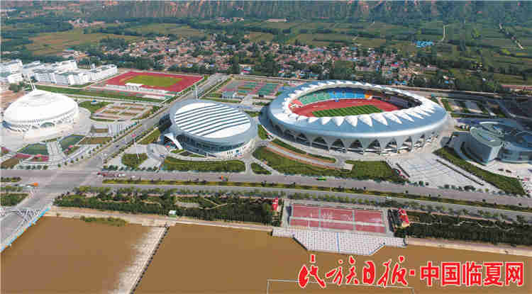 临夏：假日里靓丽风景（图）.jpg