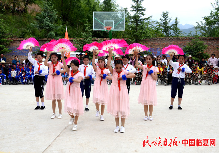 小岭小学 (1).JPG