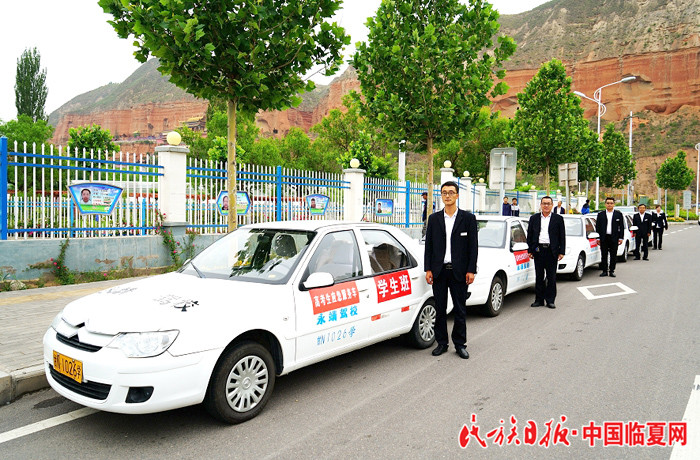 张姝 侯奇志 摄影6.jpg