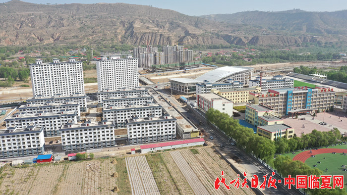 广河县水岸花苑扶贫搬迁工程 (1).jpg